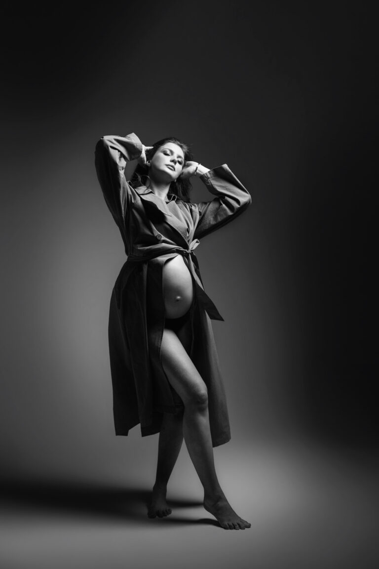 studio maternity photographer brisbane